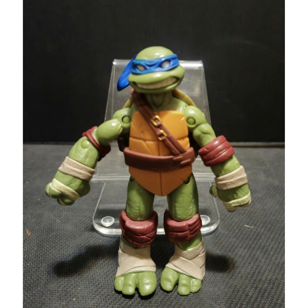 Playmates Toys Leonardo Teenage Mutant Ninja Turtles Action Figure Blue Mask
